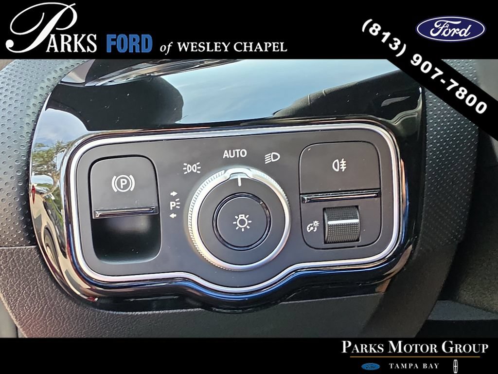 Used 2021 Mercedes-Benz CLA 250 4MATIC image 28