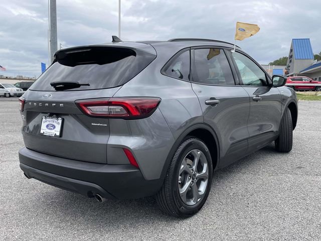 Certified 2025 Ford Escape ST-Line image 6