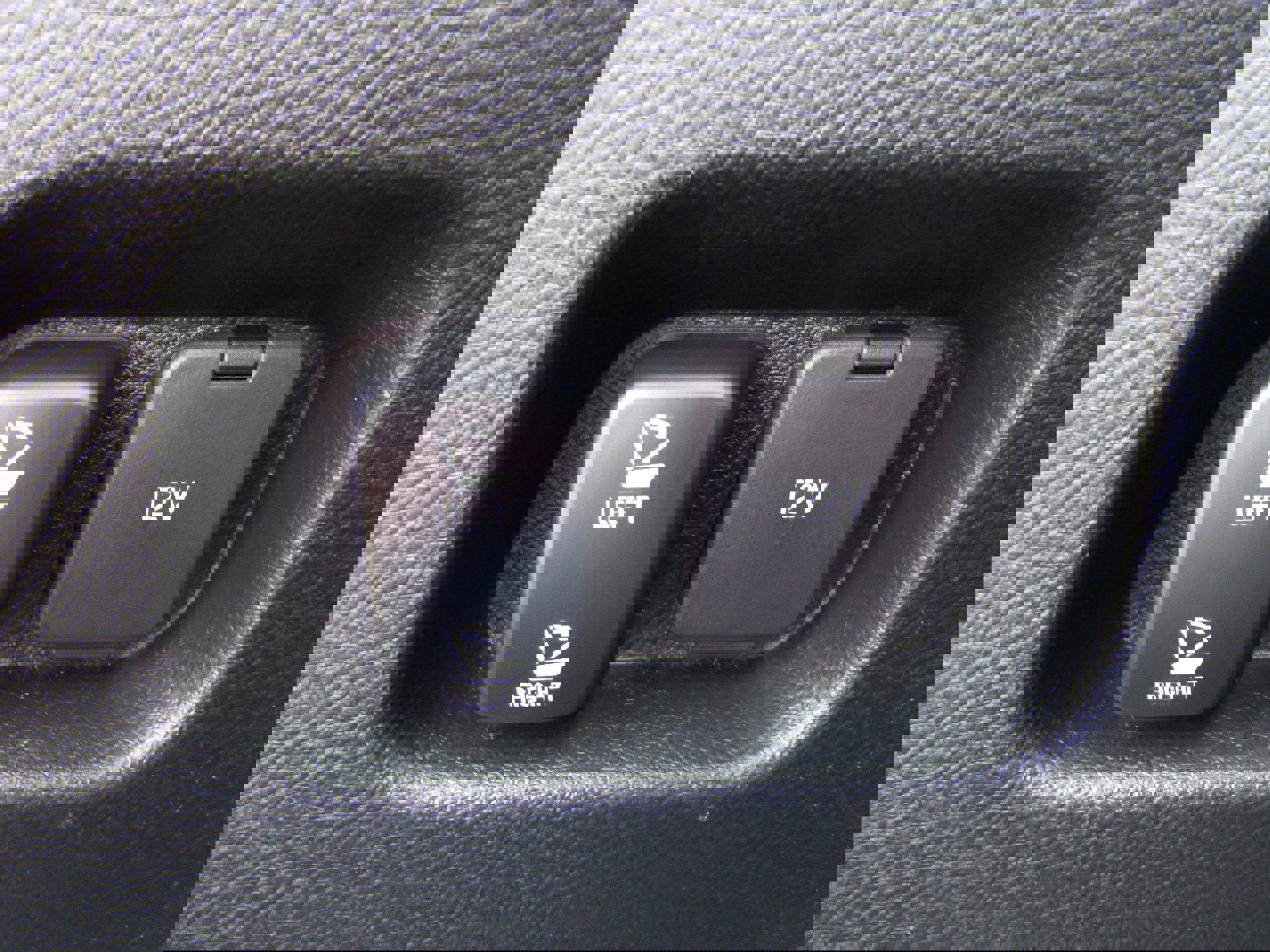 Certified 2019 Ford Edge Titanium w/ Equipment Group 301A image 21