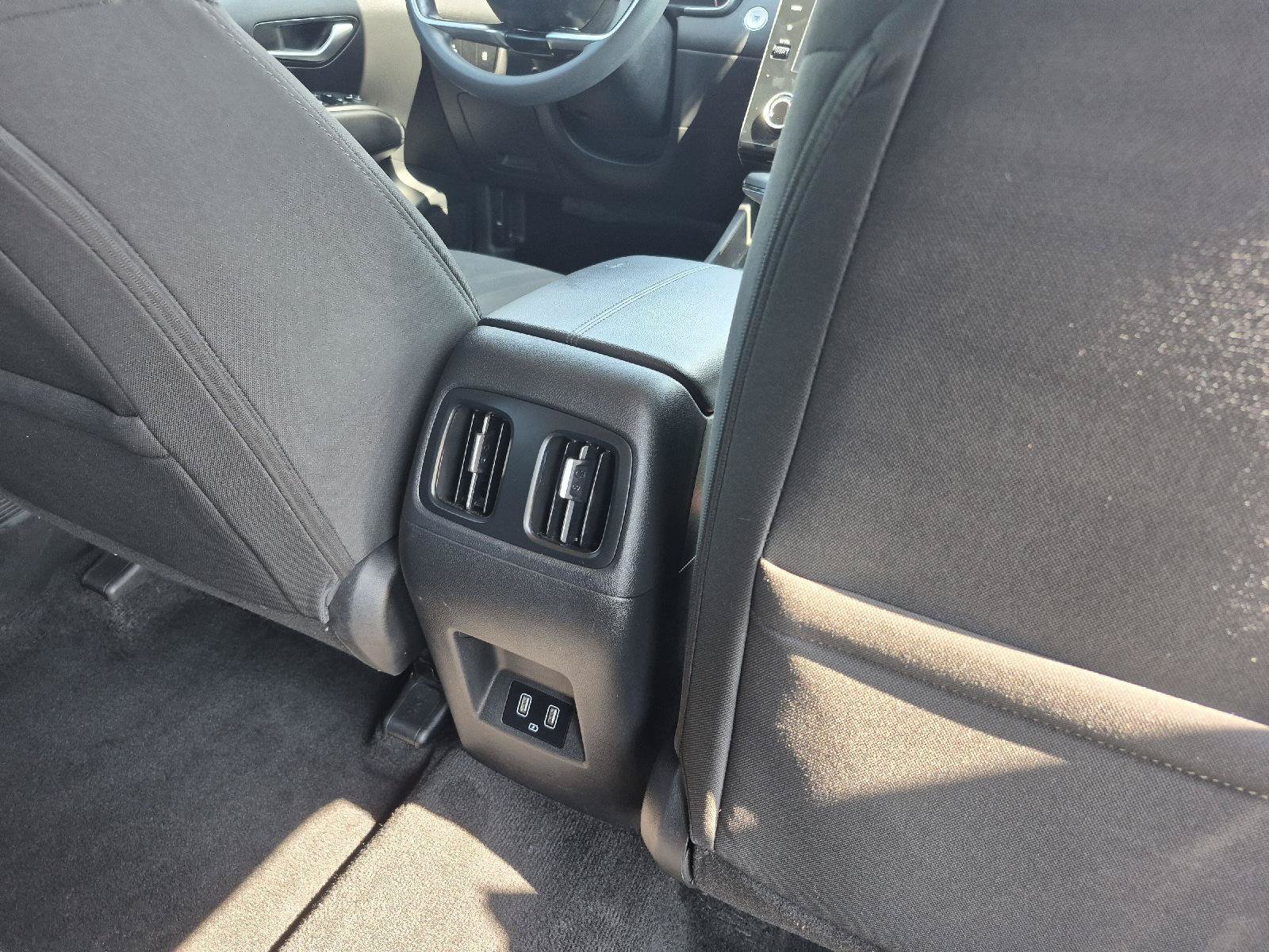 Used 2022 Hyundai Tucson SEL FWD image 11