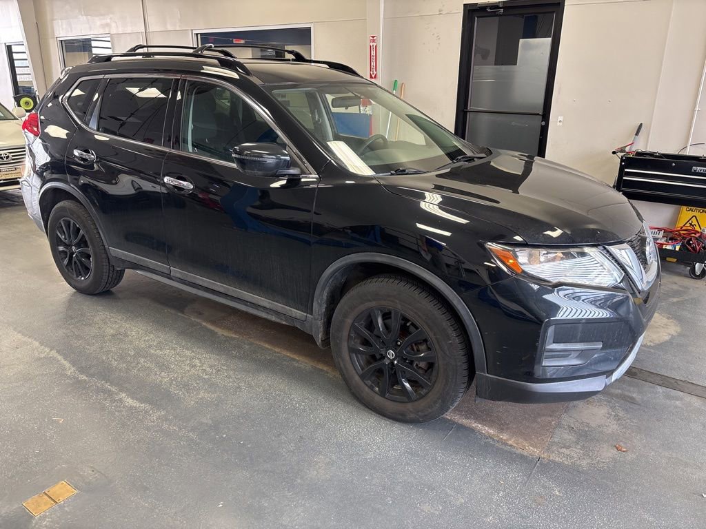 Used 2017 Nissan Rogue SV w/ Midnight Edition Package