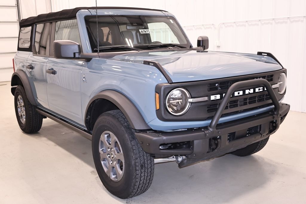 Certified 2022 Ford Bronco Black Diamond AWD/4WD image 4