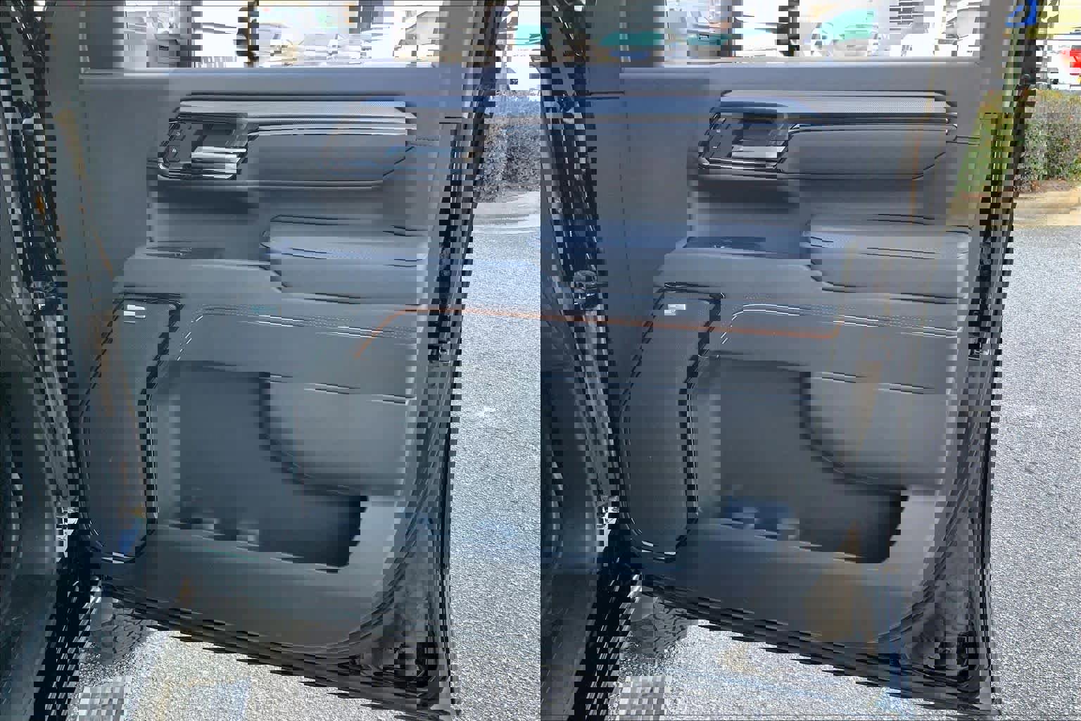 Used 2025 GMC Sierra 2500 AT4 w/ AT4 Premium Plus Package image 22