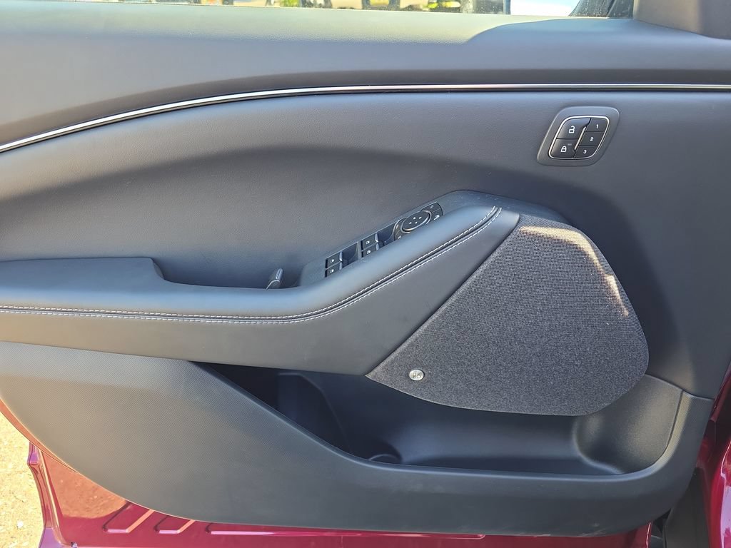 Certified 2025 Ford Mustang Mach-E Premium AWD/4WD image 17