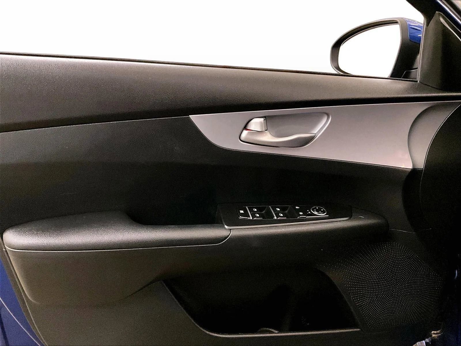 Used 2023 Kia Forte LXS FWD image 22