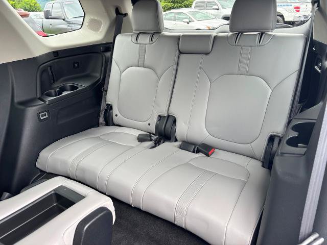 Used 2024 Honda Pilot Touring image 17