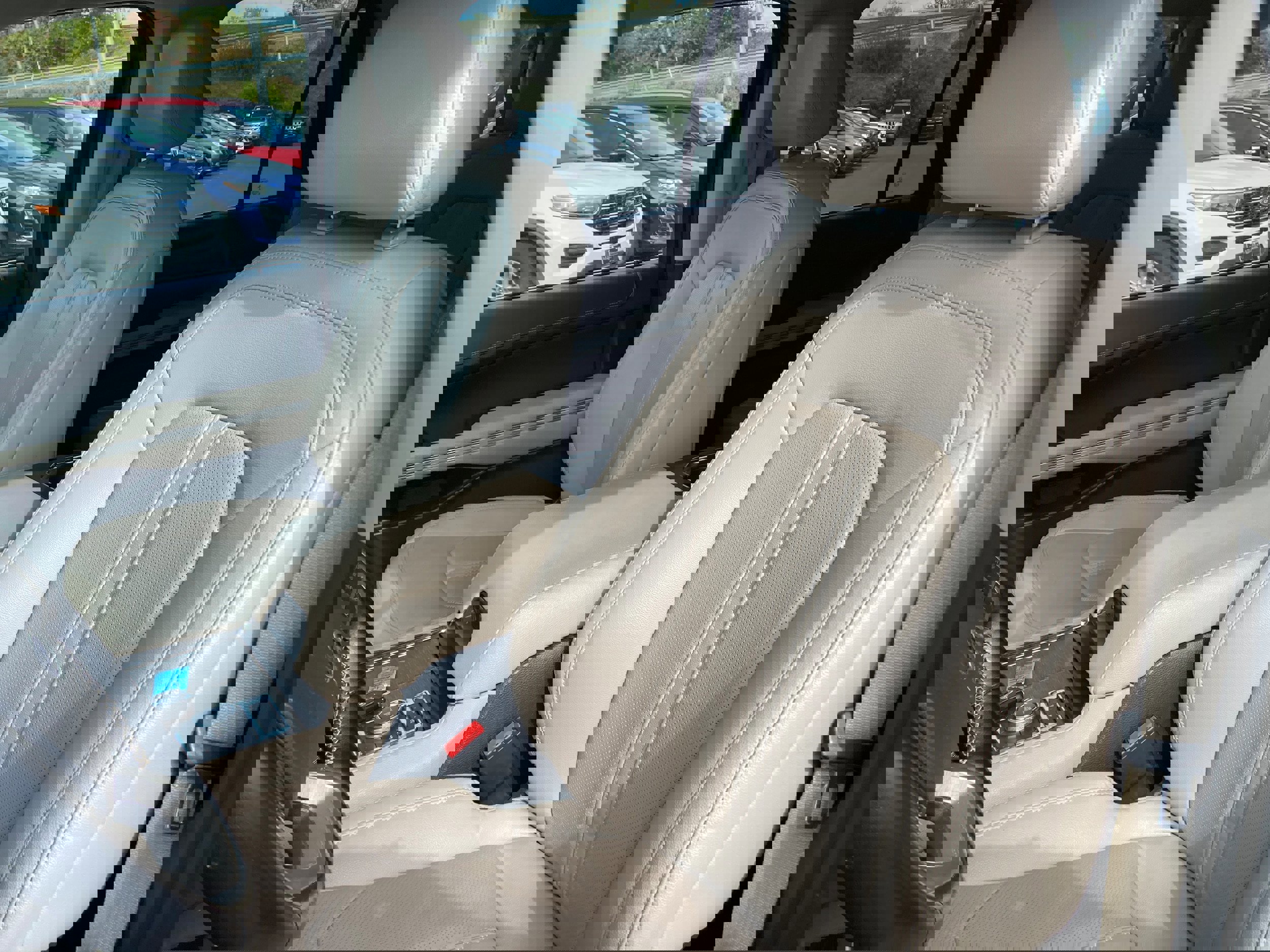 Certified 2022 Ford Expedition Max Limited image 9