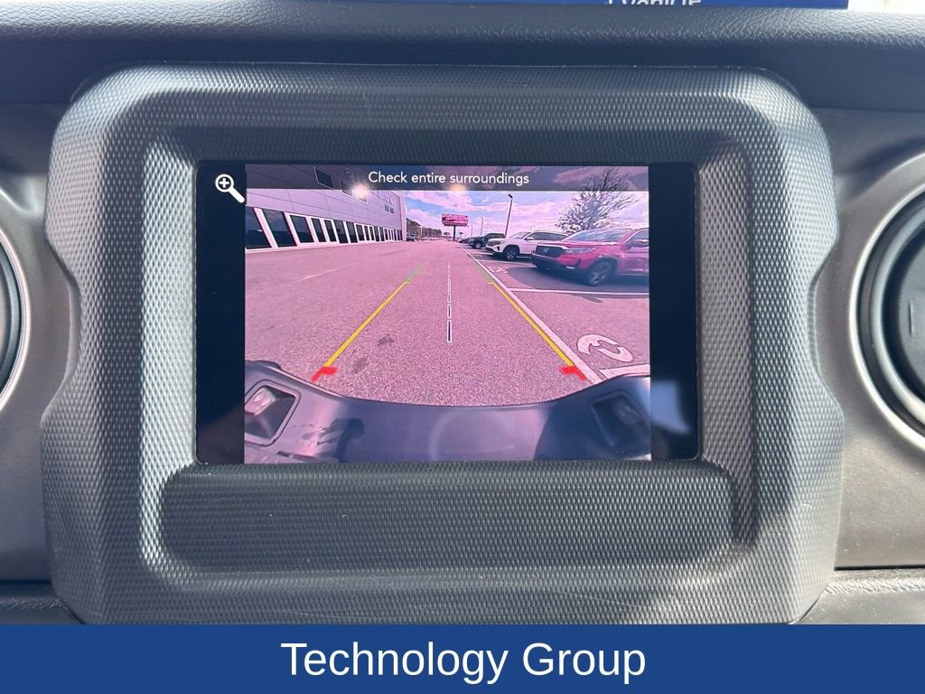 Used 2021 Jeep Gladiator Sport image 16