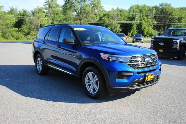 Certified 2023 Ford Explorer XLT AWD/4WD image 3