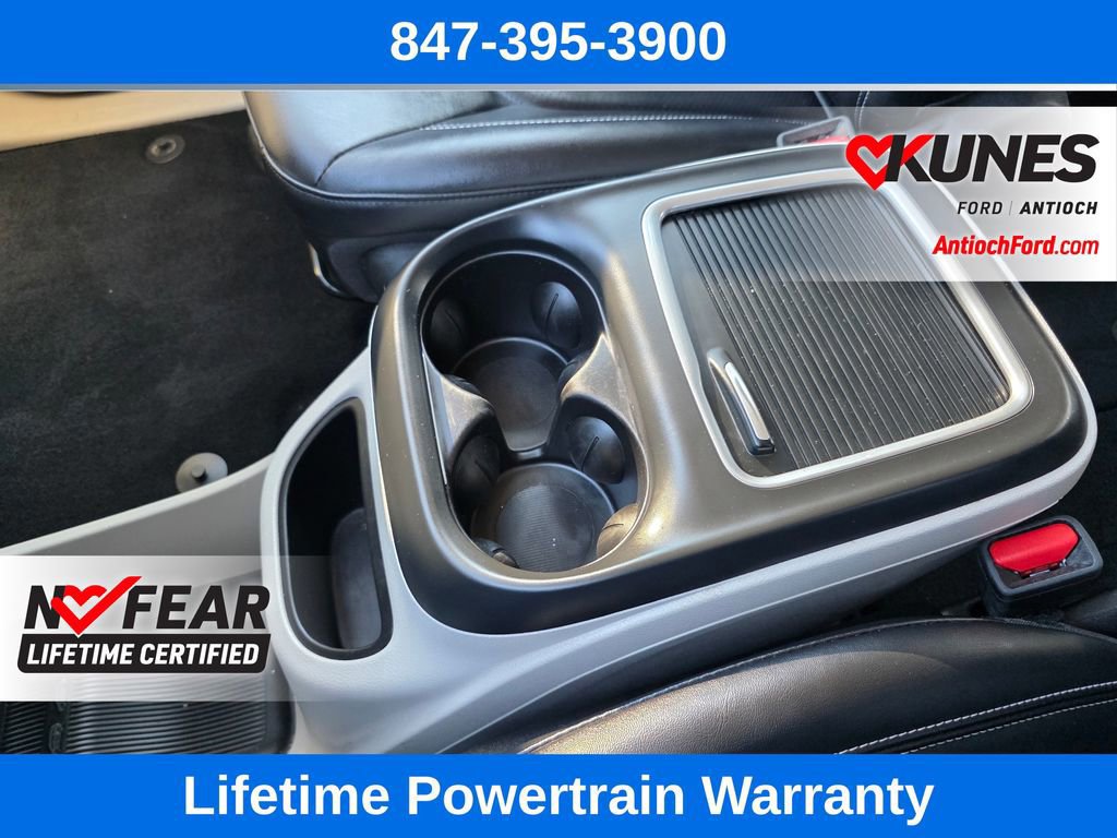 Used 2024 Chrysler Pacifica Touring-L image 63