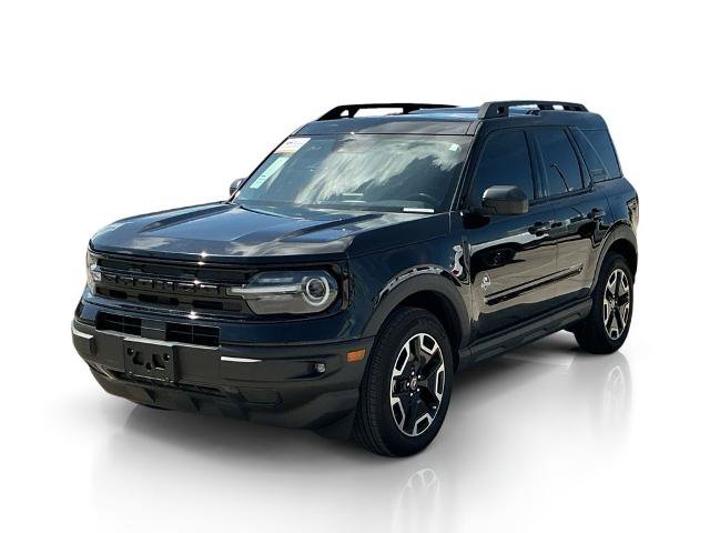 Certified 2023 Ford Bronco Sport Outer Banks w/ Tech Package AWD/4WD image 3