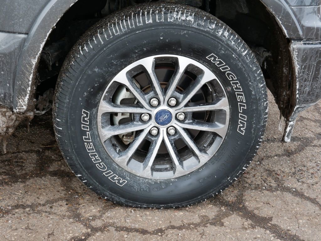 Certified 2020 Ford F150 XLT w/ Equipment Group 302A Luxury image 7