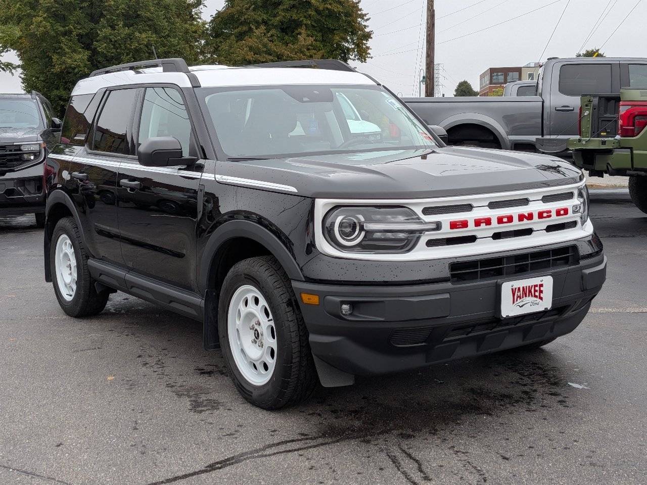 Certified 2024 Ford Bronco Sport Heritage w/ Heritage Convenience Package AWD/4WD image 30