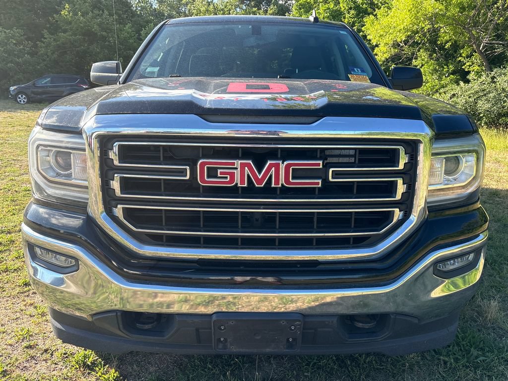 Used 2018 GMC Sierra 1500 SLE w/ SLE Value Package AWD/4WD image 2