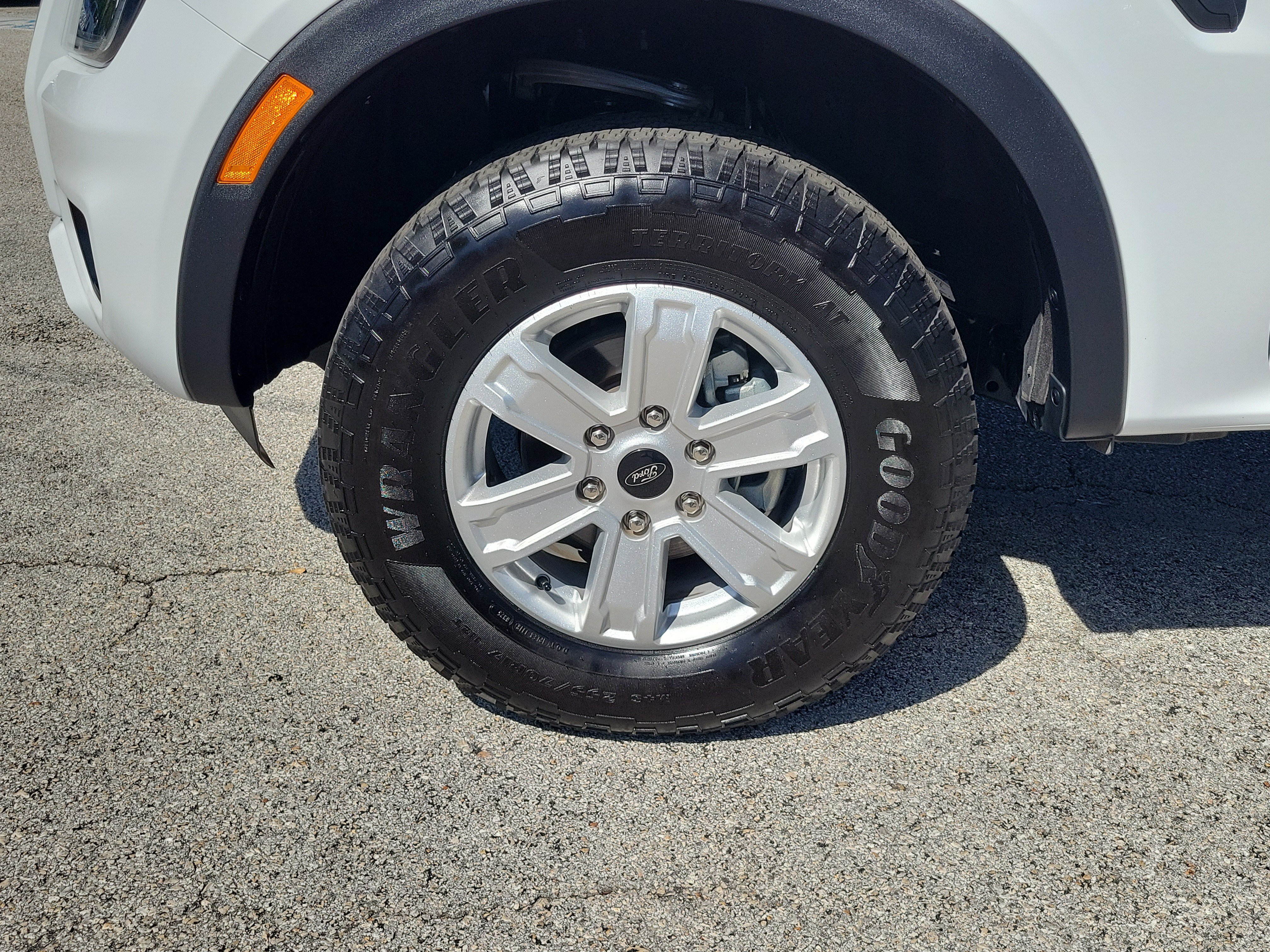 Certified 2025 Ford Ranger XL w/ Trailer Tow Package RWD image 5