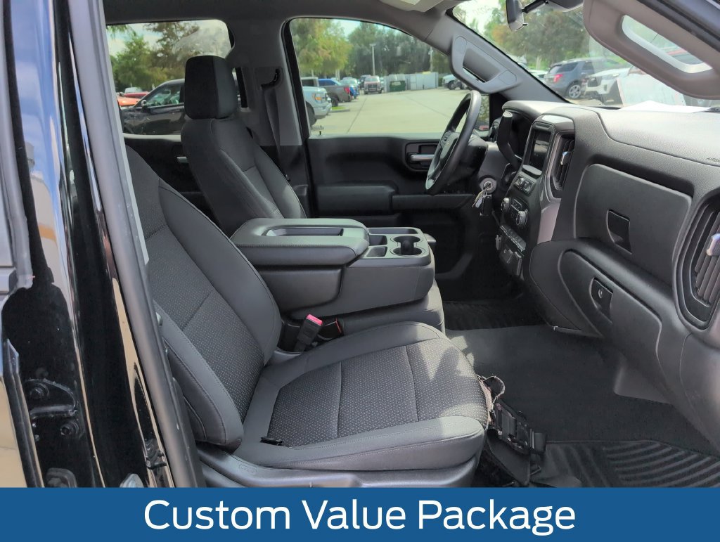 Used 2020 Chevrolet Silverado 1500 Custom w/ Custom Value Package AWD/4WD image 15
