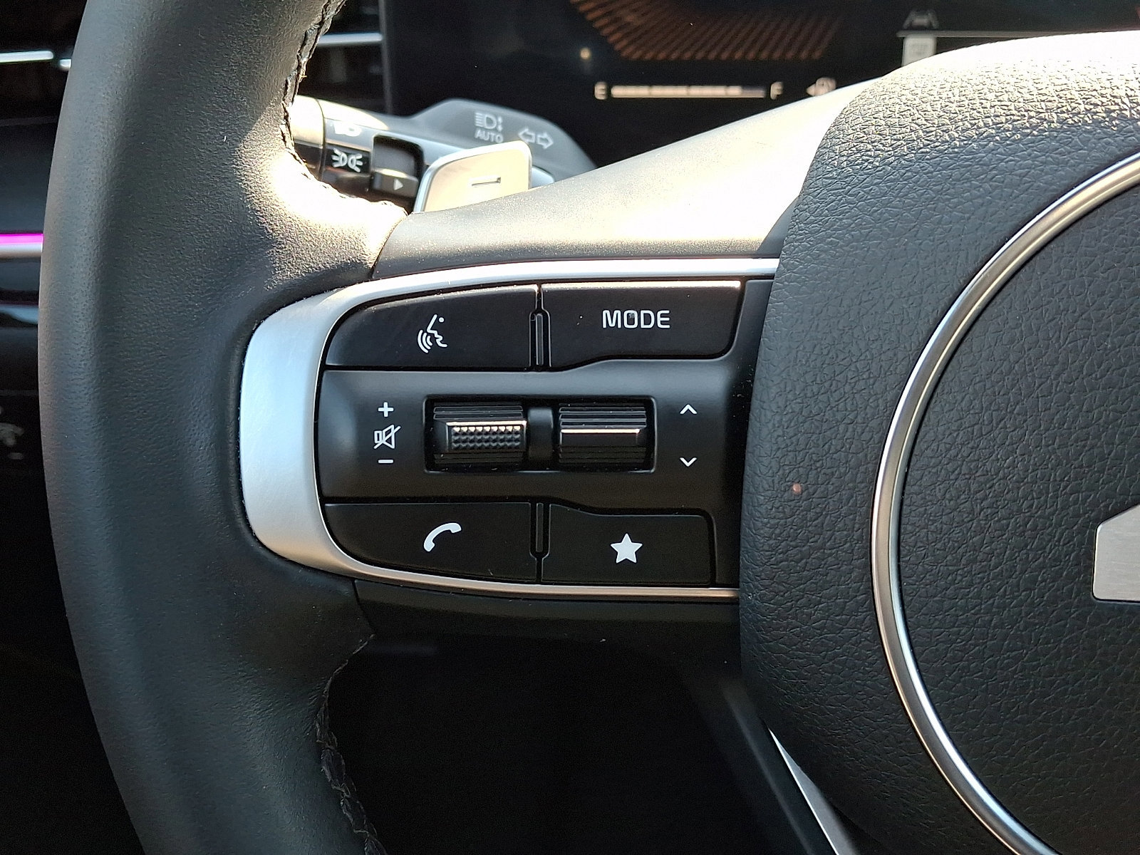 Used 2025 Kia K5 GT image 29