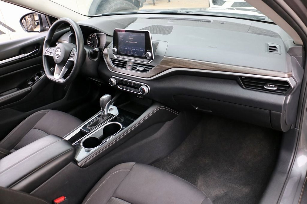 Used 2023 Nissan Altima 2.5 SV image 32