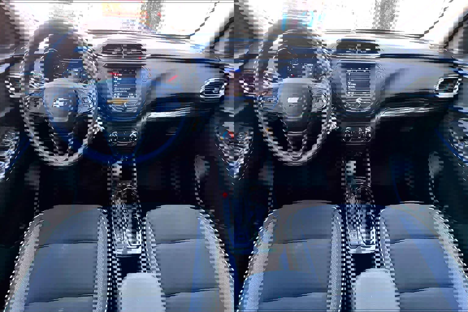 Used 2021 Chevrolet TrailBlazer LS image 18