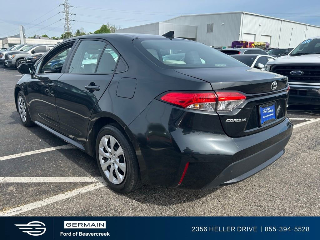 Used 2022 Toyota Corolla LE FWD image 6