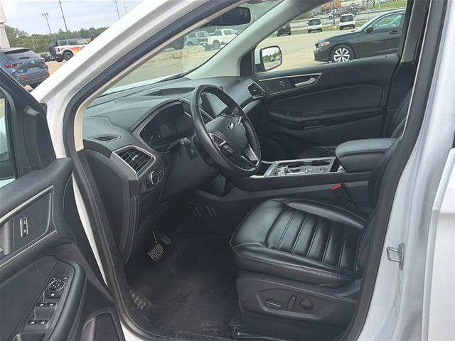 Certified 2024 Ford Edge SEL AWD/4WD image 4