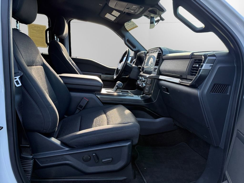 Certified 2022 Ford F150 XLT w/ Equipment Group 302A High image 15