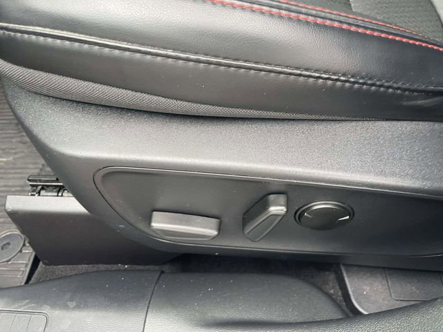 Certified 2025 Ford Escape ST-Line image 13