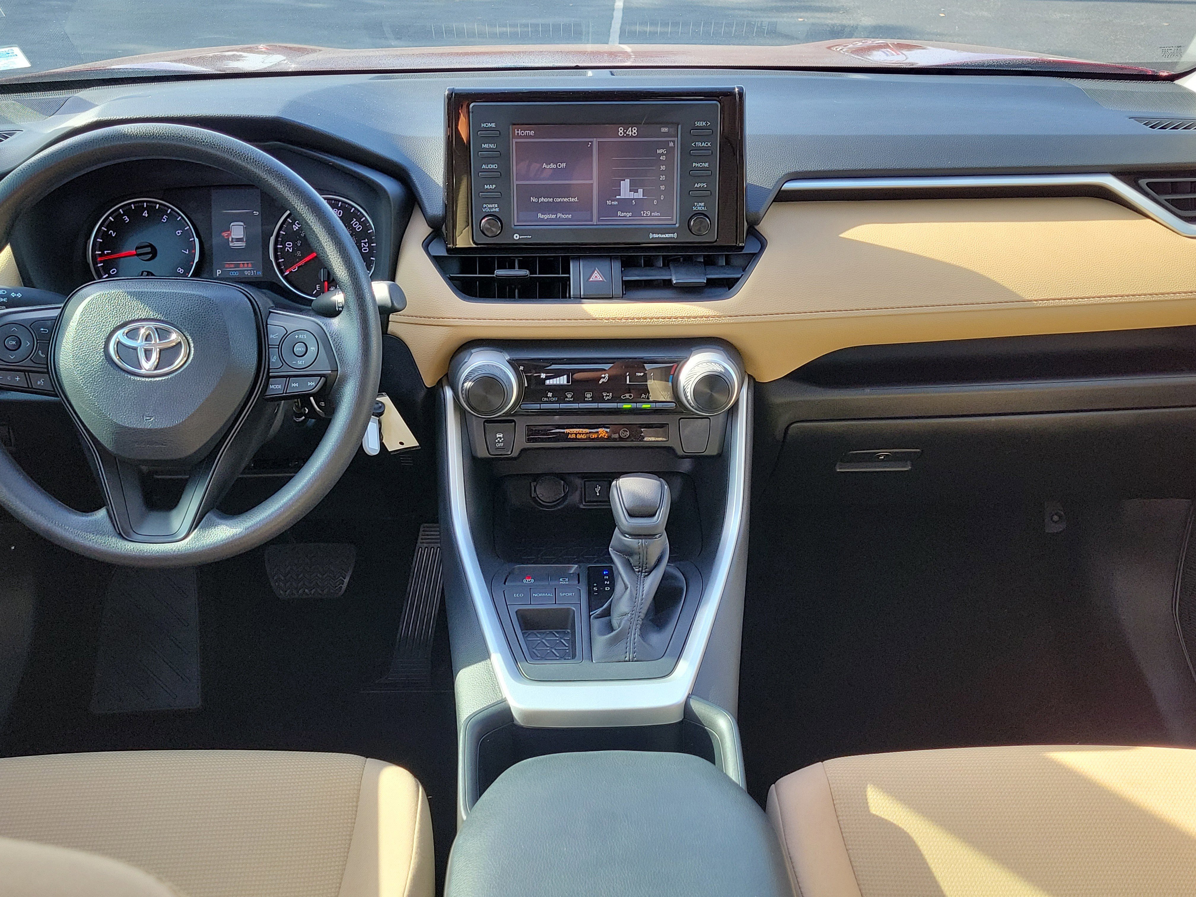 Used 2022 Toyota RAV4 LE FWD image 13