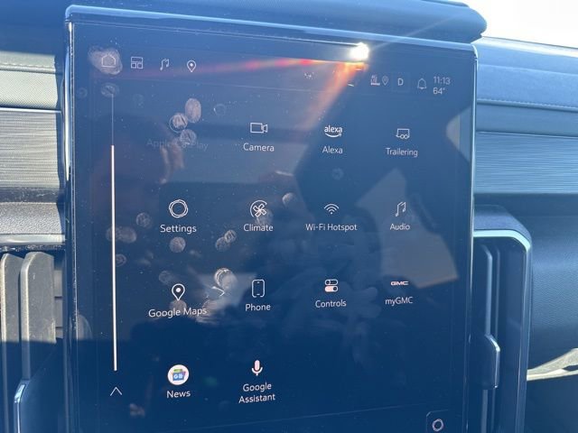 Used 2024 GMC Acadia AT4 w/ Luxury Package image 16