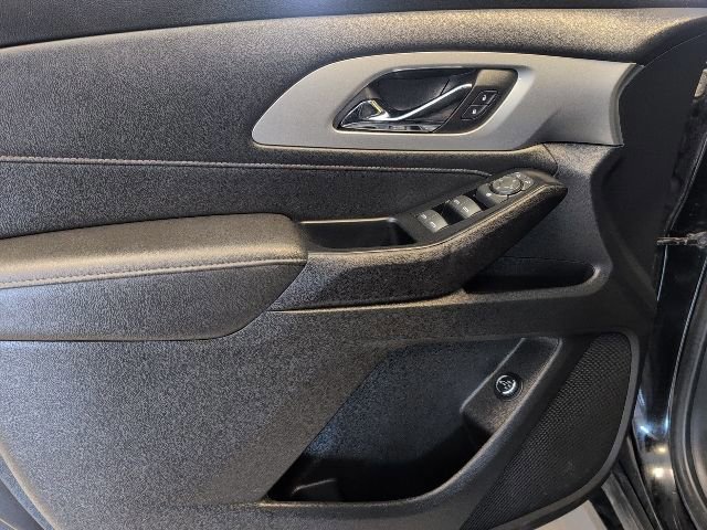 Used 2023 Chevrolet Traverse LT w/ LPO, Floor Liner Package image 16