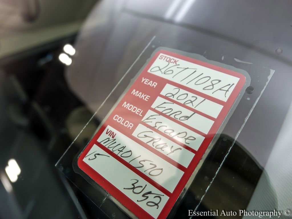 Certified 2021 Ford Escape Titanium w/ Class II Trailer Tow Package image 29