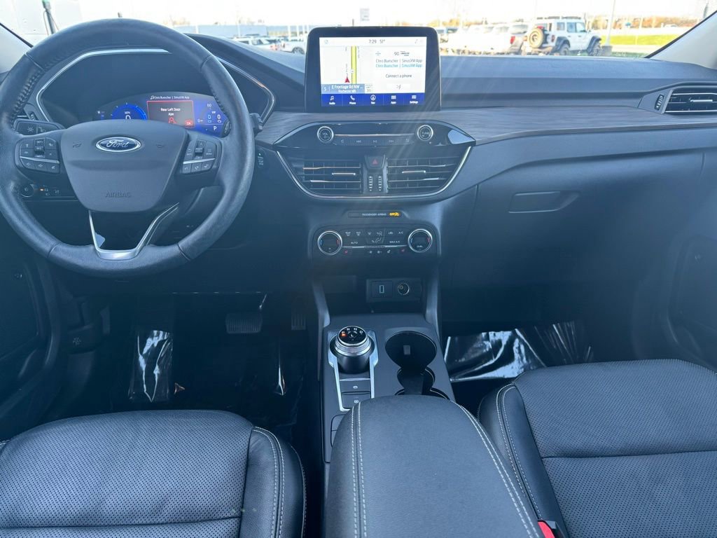 Certified 2020 Ford Escape Titanium AWD/4WD image 18