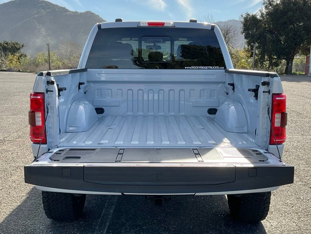 Certified 2022 Ford F150 XLT w/ Equipment Group 302A High image 30