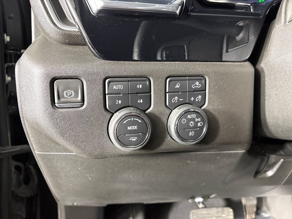 Used 2024 Chevrolet Silverado 2500 LTZ AWD/4WD image 14