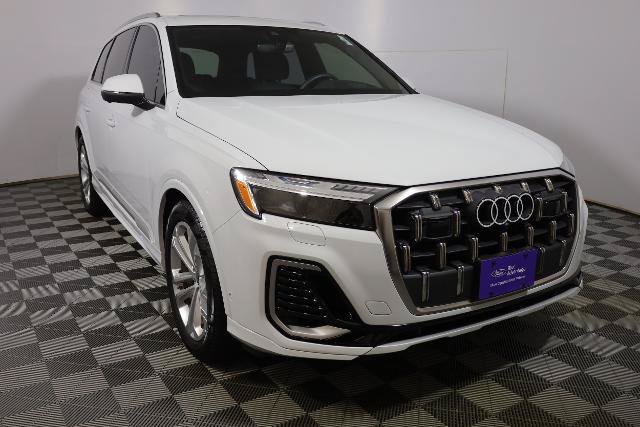 Used 2025 Audi Q7 3.0T Prestige AWD/4WD image 4