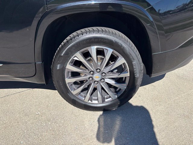 Used 2023 Chevrolet Traverse Premier AWD/4WD image 12