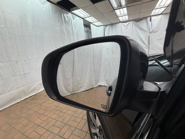 Used 2020 Jeep Cherokee Limited w/ Luxury Group AWD/4WD image 14