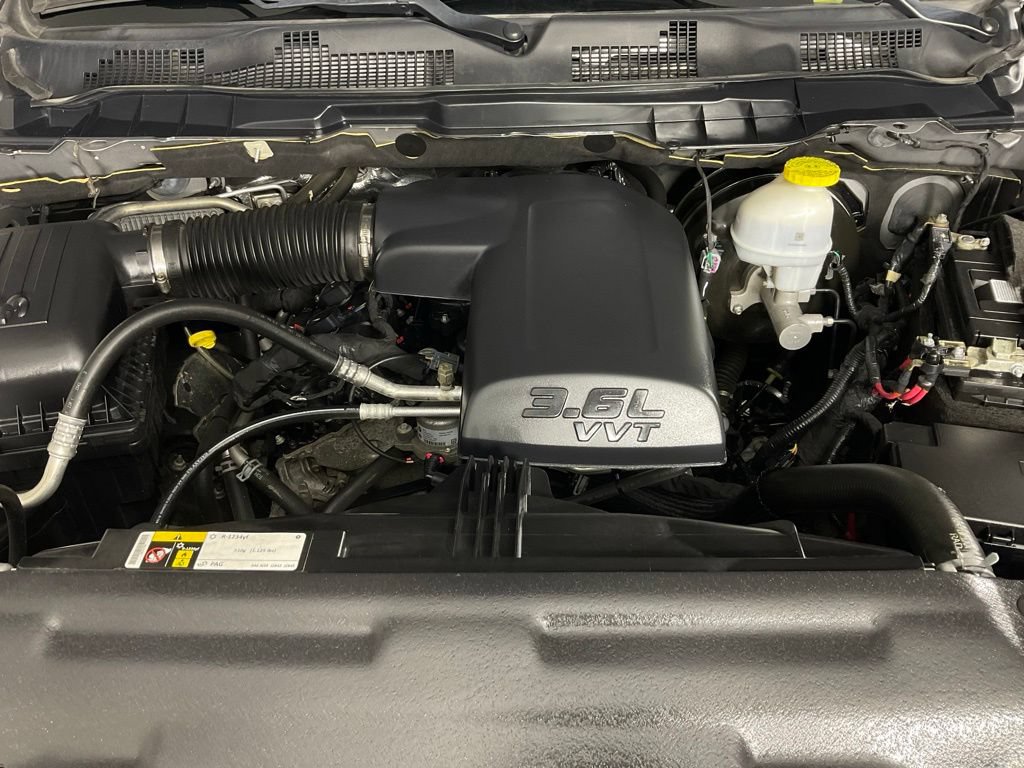 Used 2023 RAM 1500 Classic SLT w/ Trailer & Traction Group AWD/4WD image 9