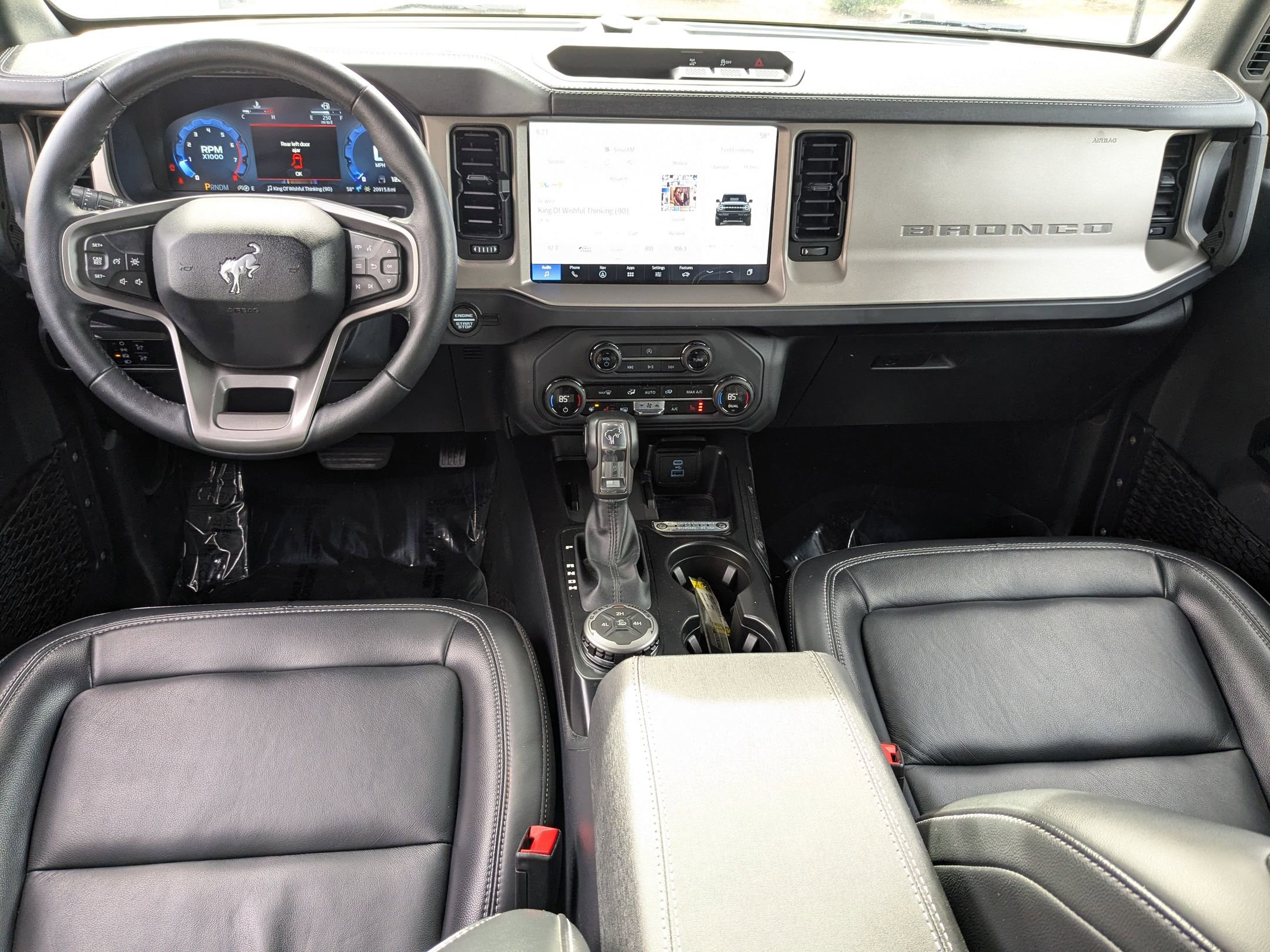 Certified 2025 Ford Bronco Outer Banks AWD/4WD image 29