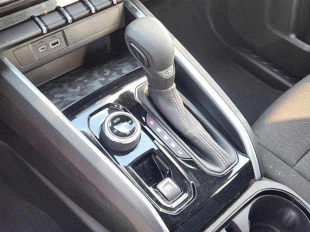 Used 2023 Chevrolet Colorado Trail Boss AWD/4WD image 19