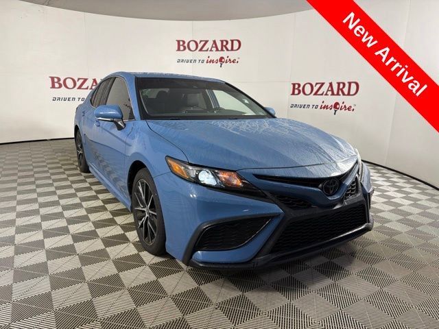 Used 2024 Toyota Camry SE