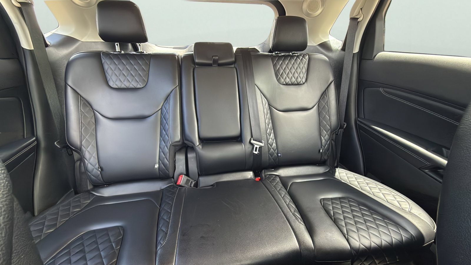 Certified 2023 Ford Edge Titanium AWD/4WD image 25