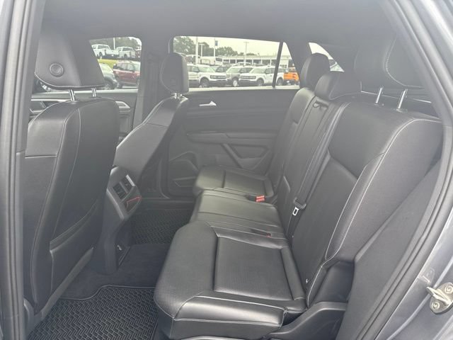 Used 2020 Volkswagen Atlas Cross Sport SE AWD/4WD image 11