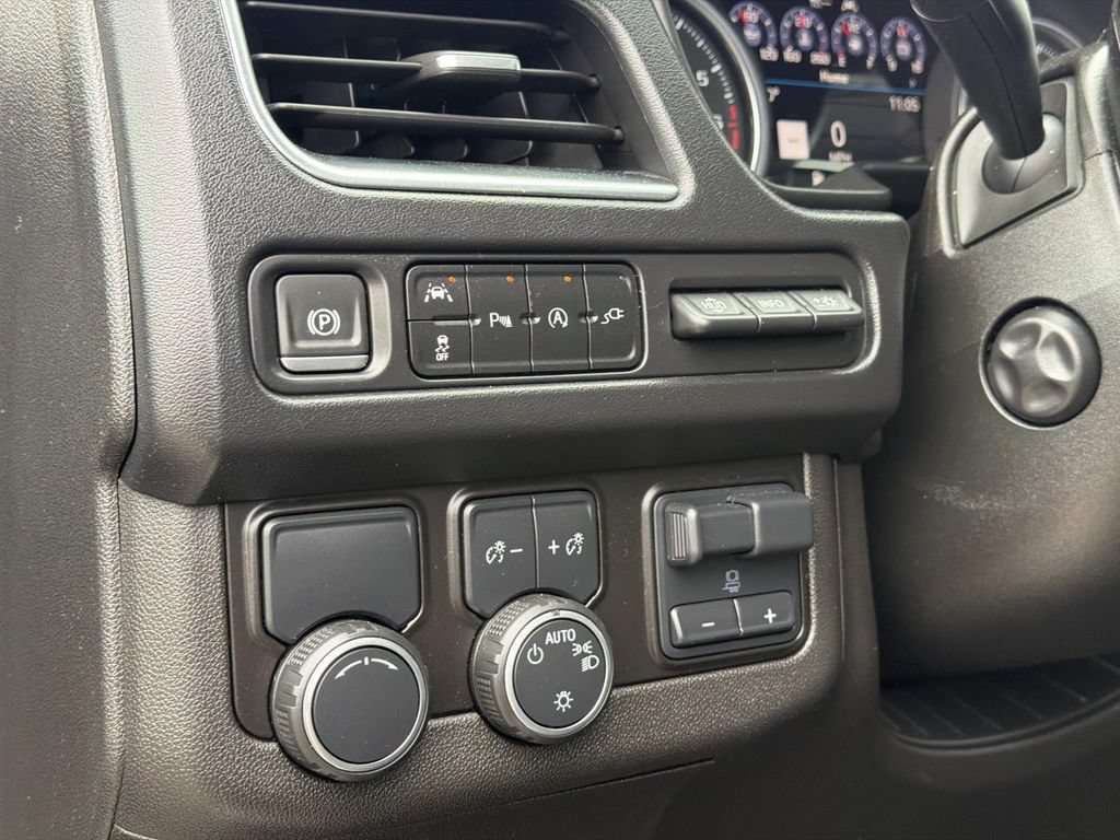 Used 2021 Chevrolet Tahoe Premier w/ Premium Package RWD image 26
