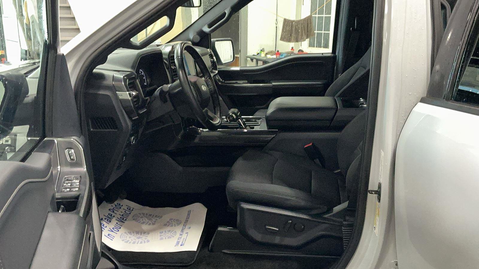 Certified 2022 Ford F150 XLT w/ Equipment Group 302A High image 9