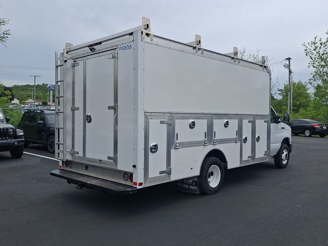 Certified 2023 Ford E-450 and Econoline 450 Super Duty w/ Power Windows & Locks Group RWD image 14