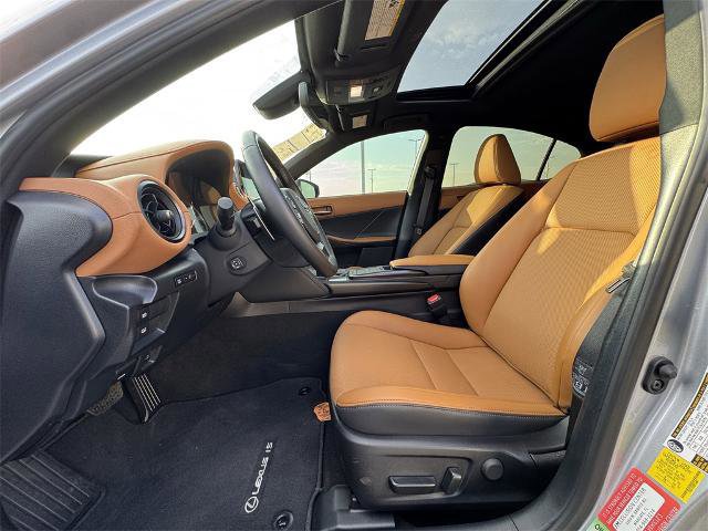 Used 2025 Lexus IS 300 w/ Premium Package image 13