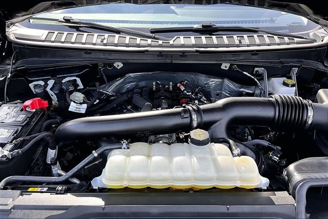 Certified 2025 Ford Expedition Max Active RWD image 9