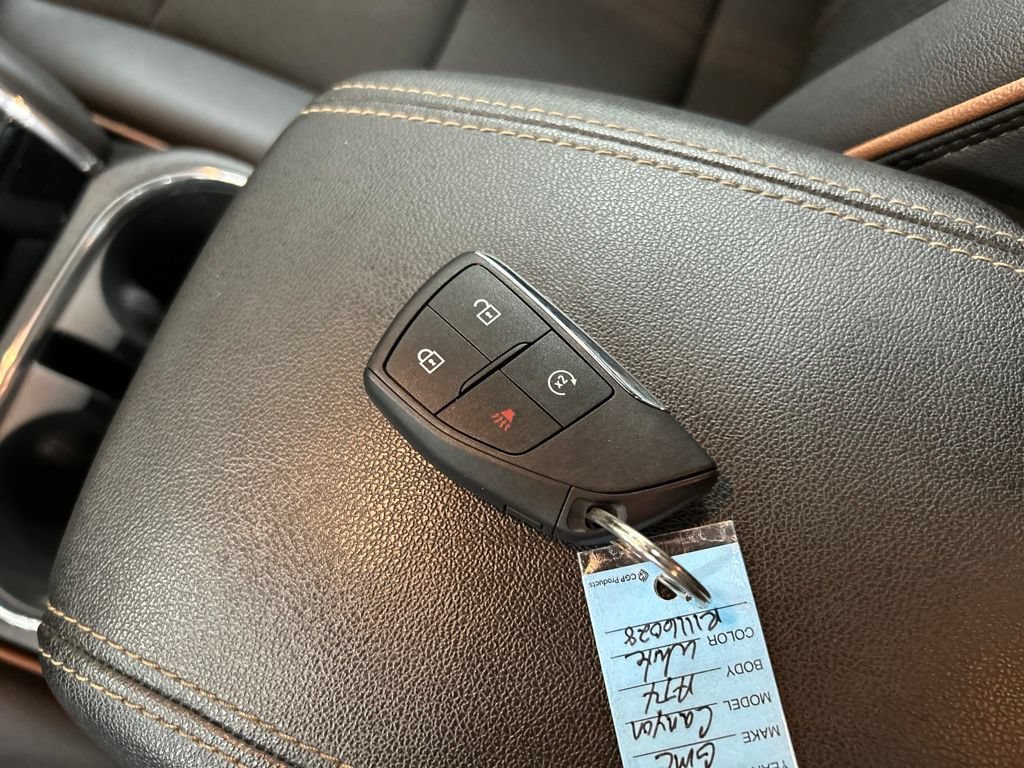 Used 2024 GMC Canyon AT4 w/ Canyon Safety Plus Package AWD/4WD image 25