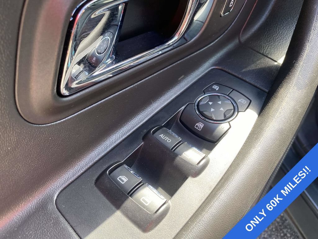 Certified 2019 Ford Taurus SEL w/ Equipment Group 201A FWD image 17